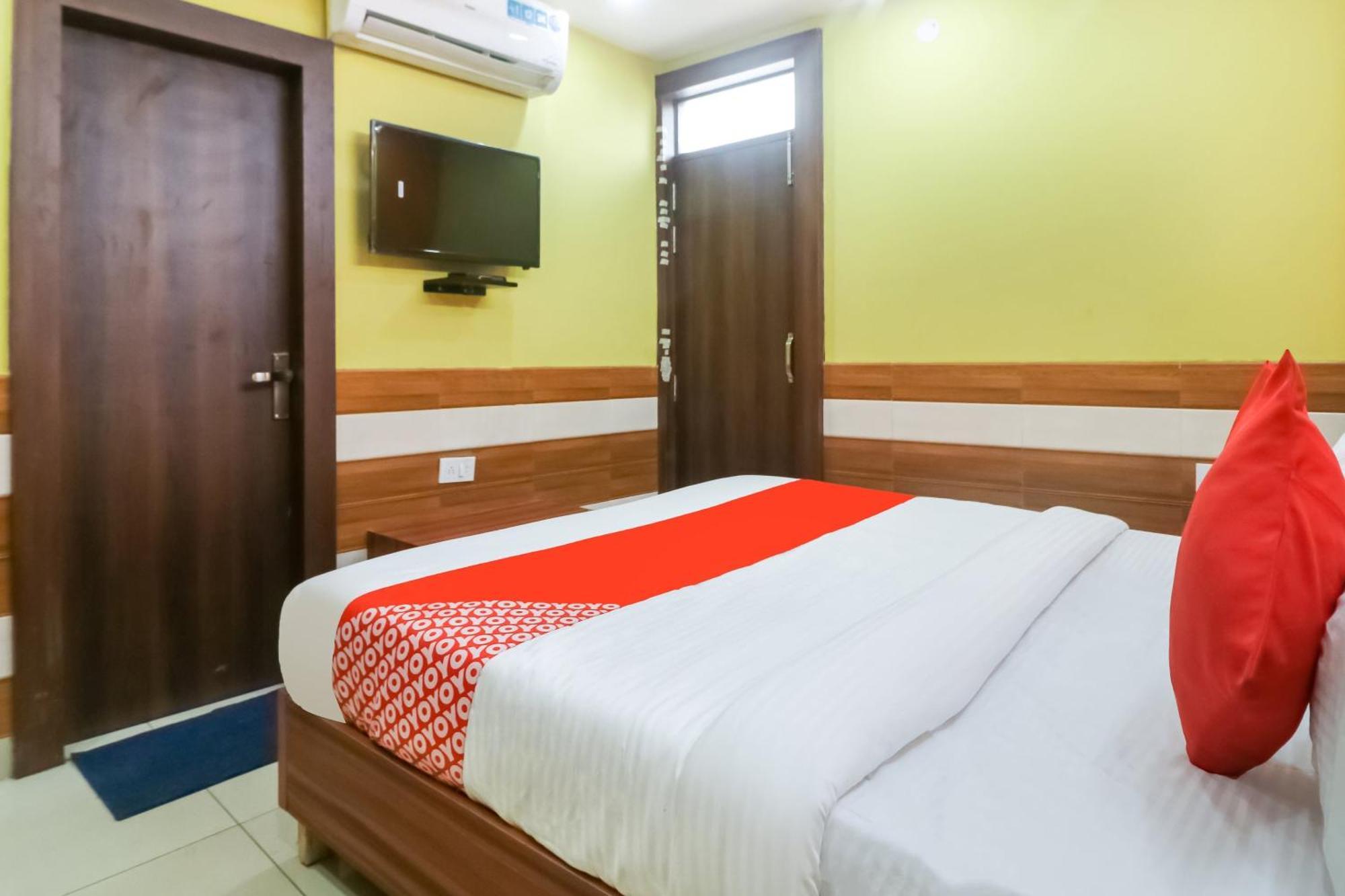 OYO 75218 Hotel Mayur Plaza Delhi  Dış mekan fotoğraf