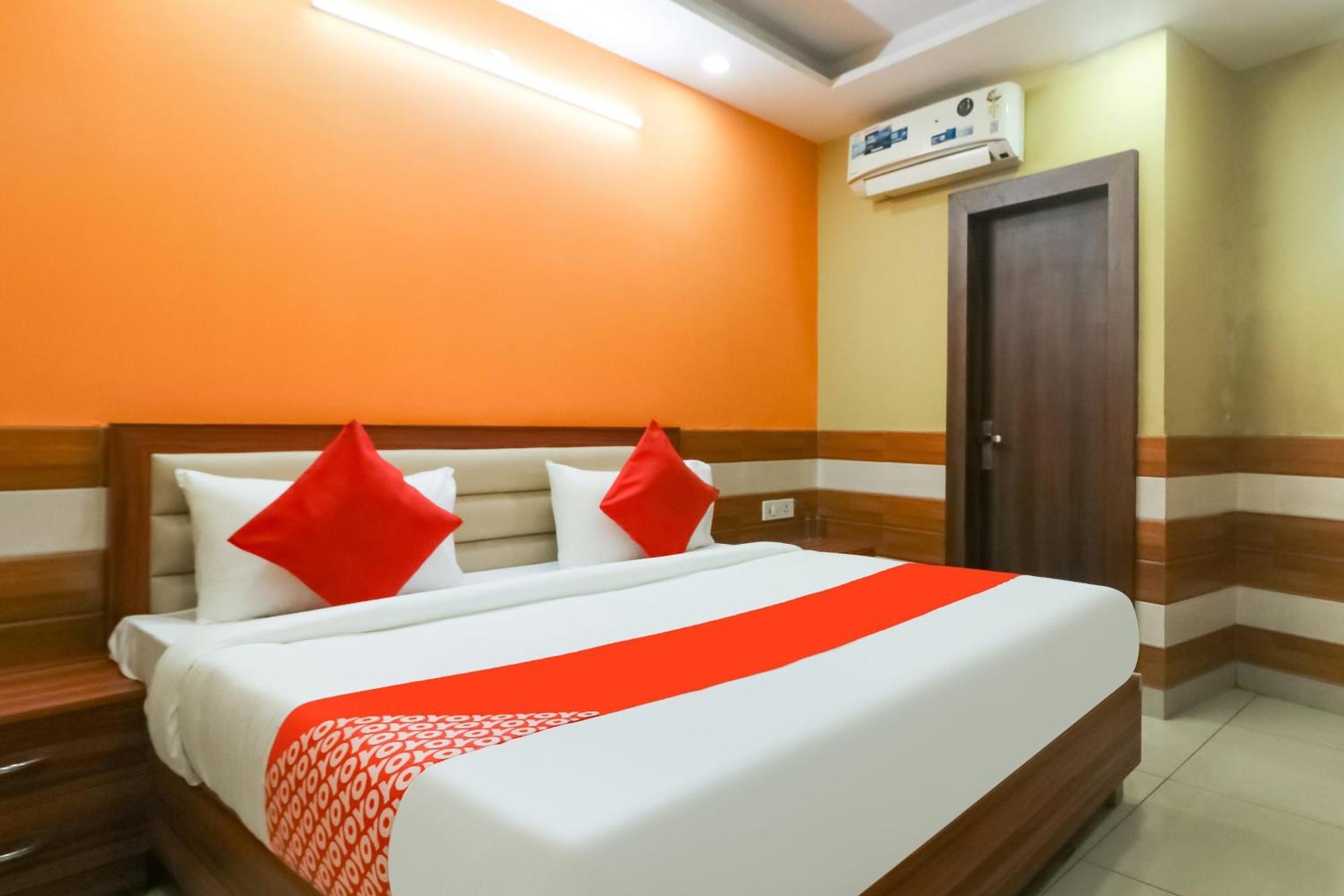 OYO 75218 Hotel Mayur Plaza Delhi  Dış mekan fotoğraf