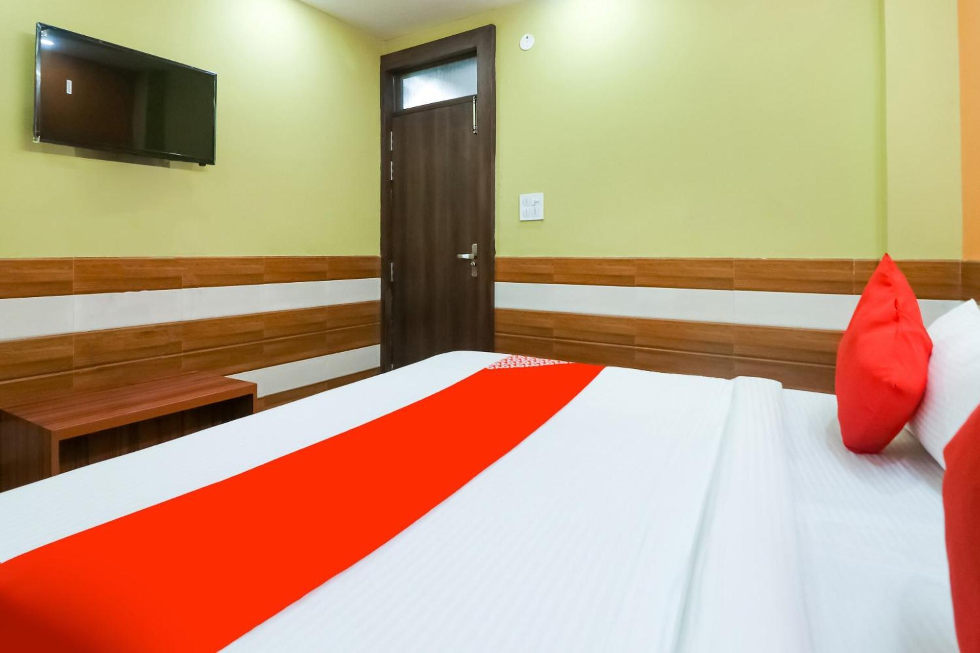 OYO 75218 Hotel Mayur Plaza Delhi  Dış mekan fotoğraf