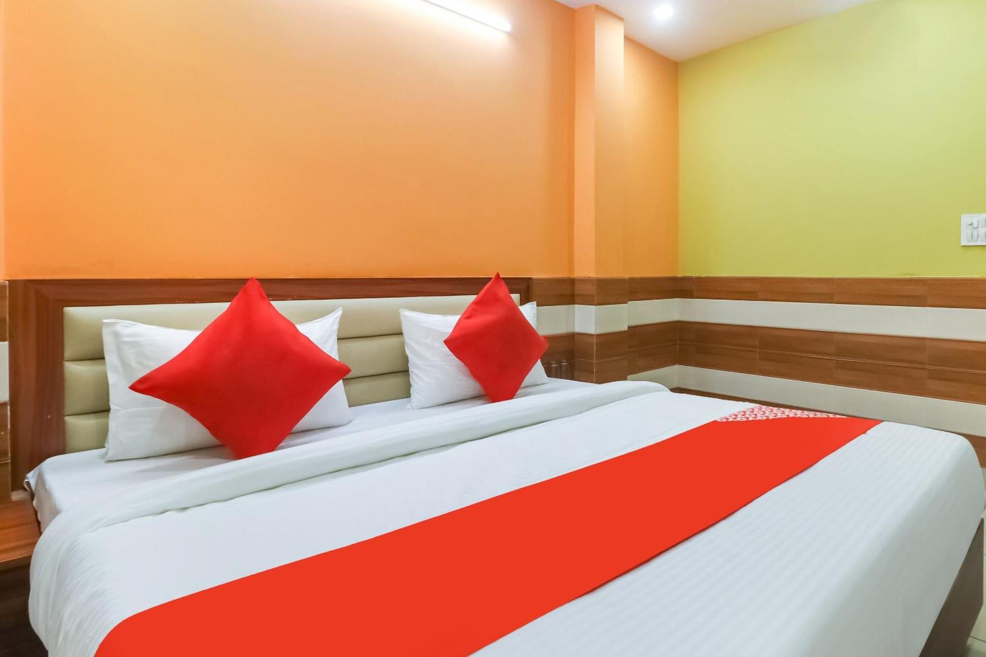 OYO 75218 Hotel Mayur Plaza Delhi  Dış mekan fotoğraf
