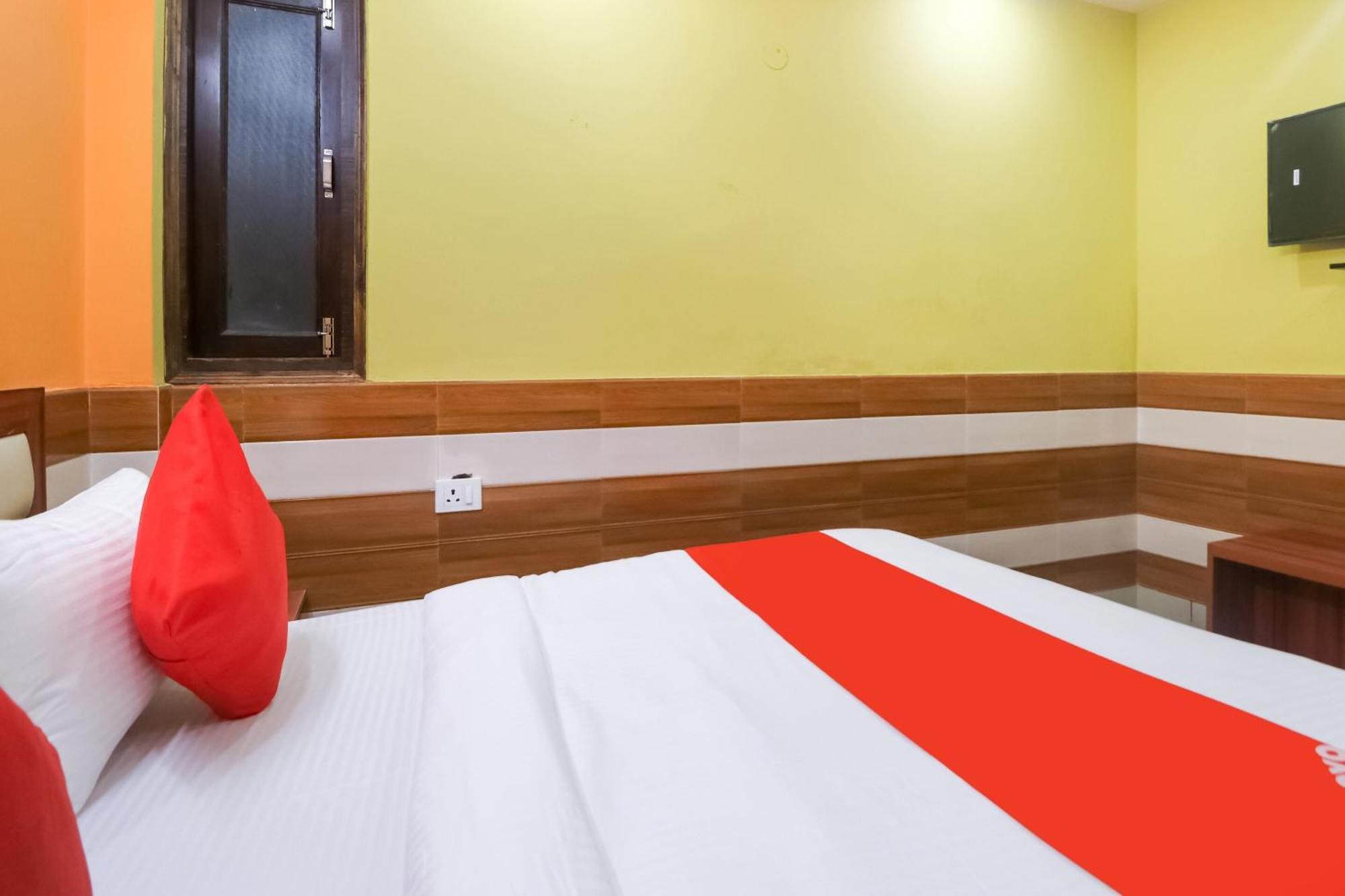OYO 75218 Hotel Mayur Plaza Delhi  Dış mekan fotoğraf