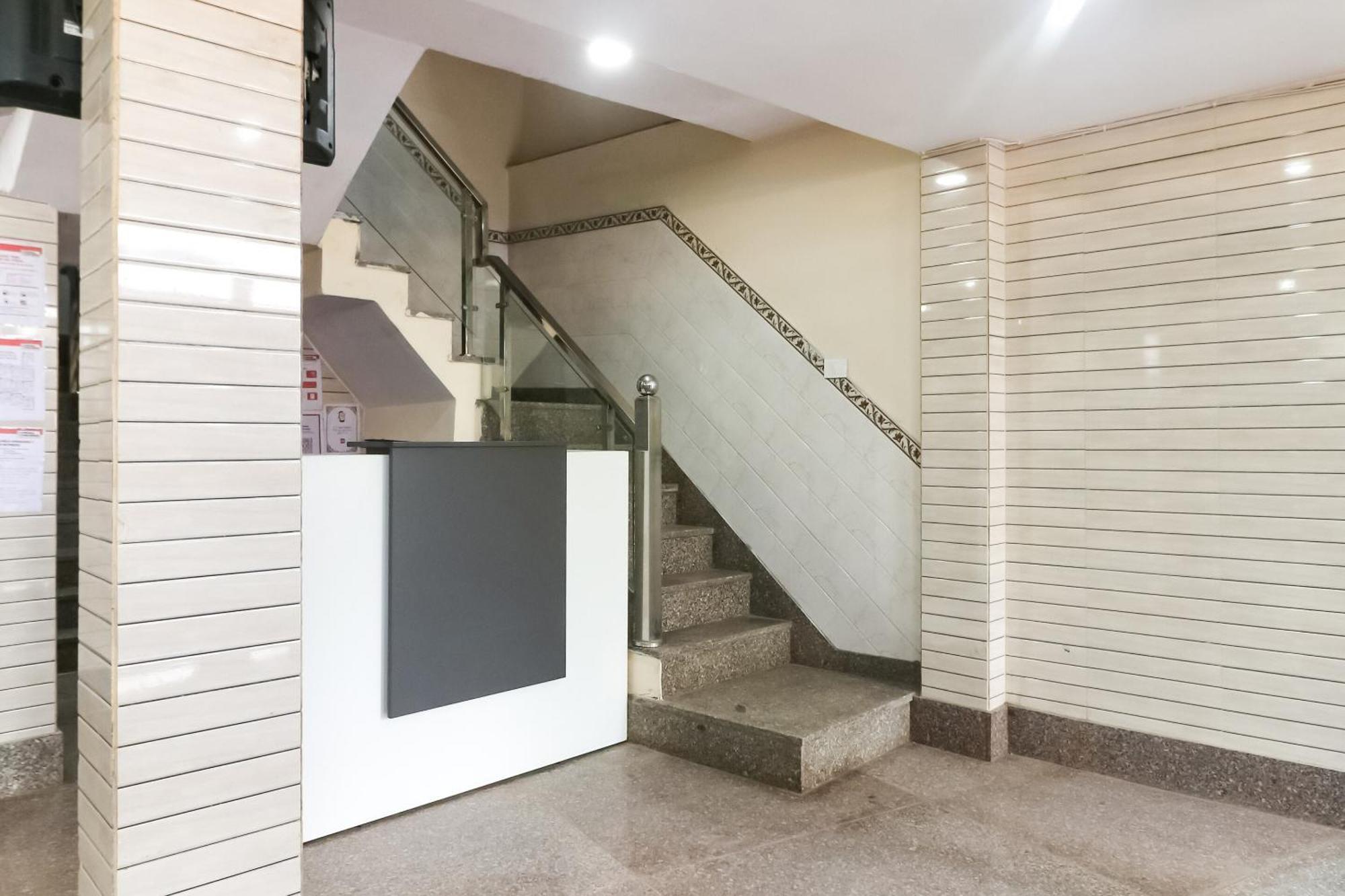 OYO 75218 Hotel Mayur Plaza Delhi  Dış mekan fotoğraf